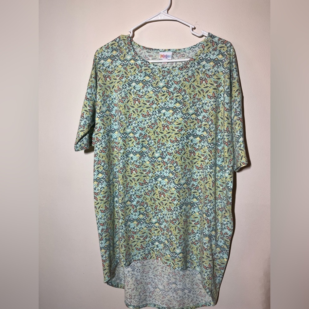 Lularoe Women's T-shirt Top Size XS Short Sleeve Stretch multi Color